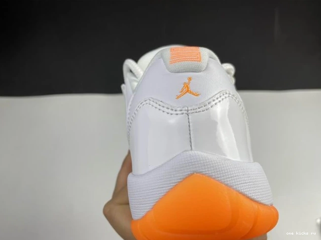 Chep Onekick AH7860-139 LOW AIR CITRUS 11 RETRO BRIGHT JORDAN 0622